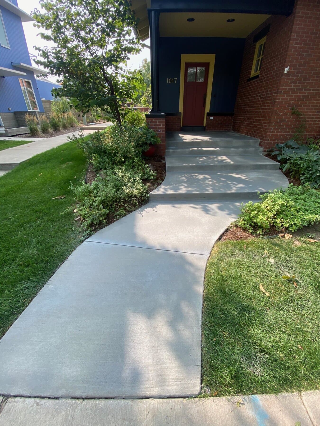 Resurfaced walkway with a smooth finish